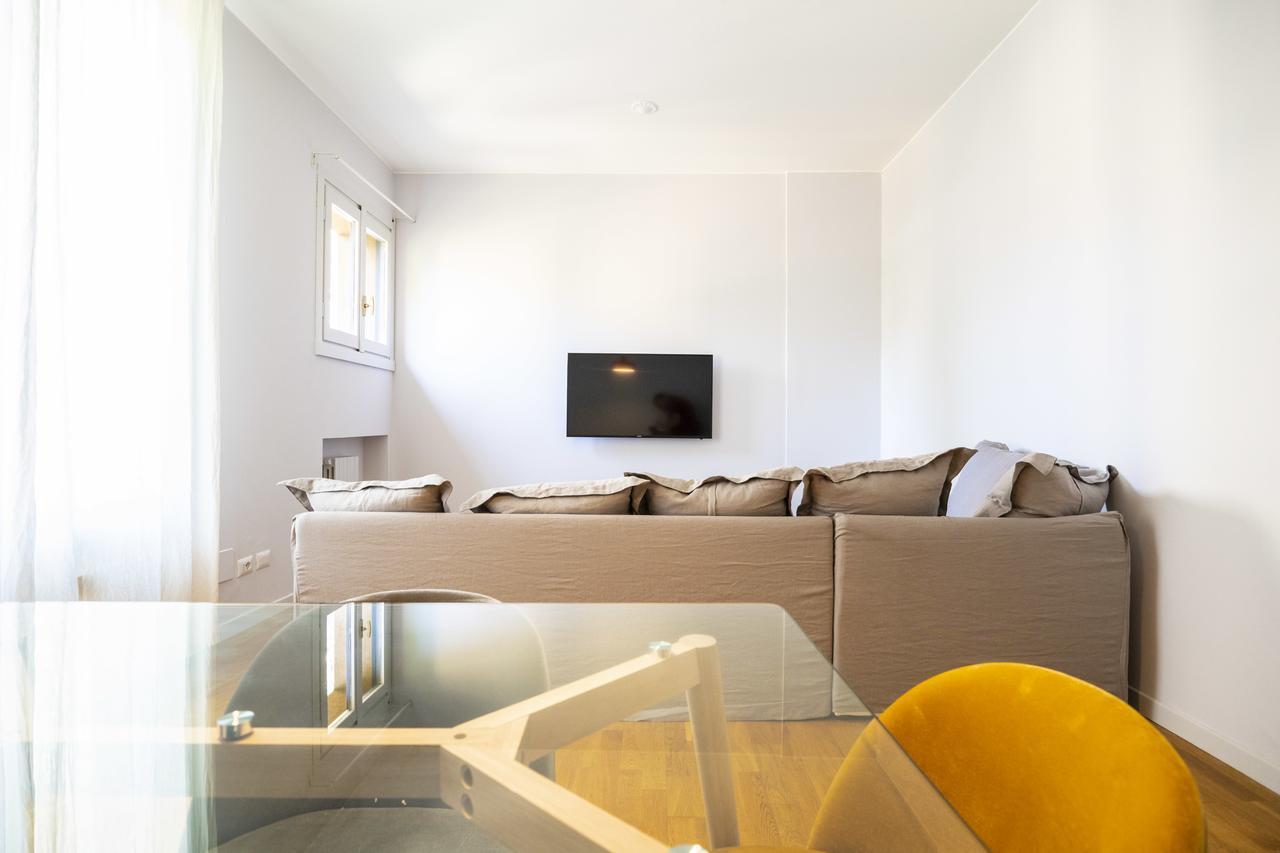 Apartament Residenza Cornaggia Mediolan Zewnętrze zdjęcie